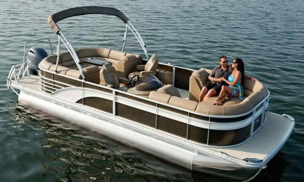 Pontoon Boat (Recreational)