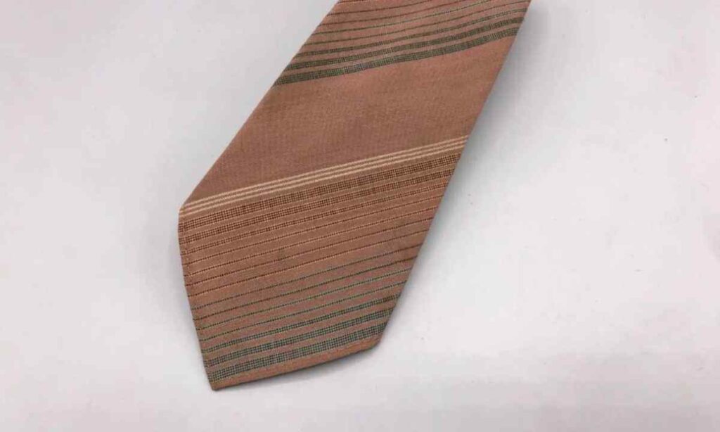 Classic Necktie Blade Width
